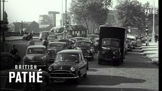 London Traffic 1952 [upl. by Helsa906]