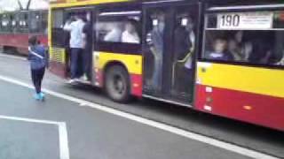 Autobus miejski w Warszawie w godzinach szczytu [upl. by Karylin]