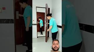 3D animation door opening and closing comedy funny 3danimation door animation shorts [upl. by Johnathan]