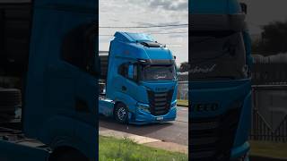 Novo Iveco S WAY cruzando marcha starkdifusores [upl. by Ttenyl41]