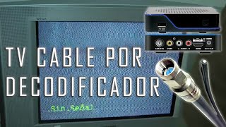 Cómo conectar un decodificador de TV por suscripción a un viejo televisor [upl. by Ylenaj]