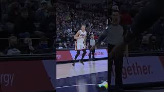 NBA FRAME IT MOMENTS HOT HEADZ HMM 🥶🥶 basketball nba shorts [upl. by Anircam]