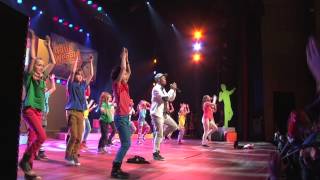 Kinderen voor Kinderen 34  Bewegen is Gezond voorproefje theatershow [upl. by Ayotal]