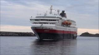 Hurtigruten  Nordlys  Svolvær [upl. by Horton]