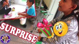 ÜBERRASCHUNG GELUNGEN GESCHENKE ZUR EINSCHULUNG  Daily Vlog 125 Our life FAMILY FUN [upl. by Notniv314]