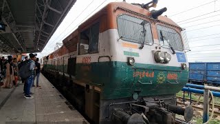 NJP To KOLKATA  Full Train Journey 12364Haldibari  Kolkata Intercity Express 4k ultra HD [upl. by Oruntha]