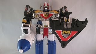 Retro Review Deluxe Mega Voyager Power Rangers In Space [upl. by Vidovik]