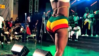 Ex DANSEUSE De WERRASON CUISSE DE POULE Alongoli Bilamba Devant HERITIER WATA Akweyi MAYANGA Abomina [upl. by Nicodemus]