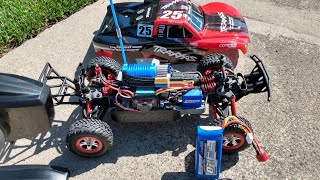 Traxxas Slash 116 Brushless Upgrade 2s amp Turnigy 3s Lipo Speed Test [upl. by Ledeen712]