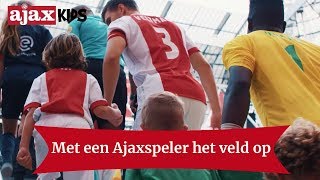 Wow met een Ajaxspeler het veld op [upl. by Trow498]