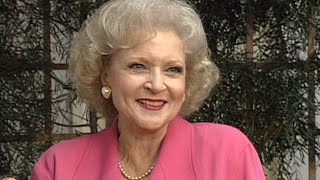 Remembering Betty White ETs Best Moments With the Golden Girl [upl. by Phylis790]