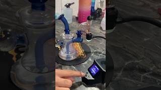 How to take the perfect dab🍯 blinker dab indica rig [upl. by Henrique]