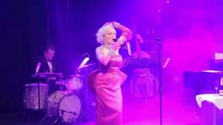 Suzie Kennedy as Marilyn Monroe Live Diamonds [upl. by Daphne311]