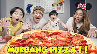 BANG CUPU MIKOCIL MIKACIL DAN MAMACIL MUKBANG PIZZA SAMPE BUNCITT 😂😂 [upl. by Dorcy117]