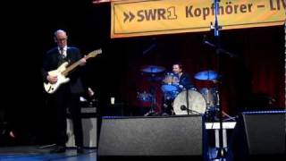 Andy Fairweather Low  Gin House Blues live 2011 [upl. by Bergin]