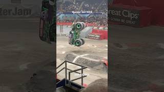 Grave Digger zaknzaaragravediggermonstertruckmonsterjamgravedigger [upl. by Krid]