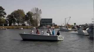 Tilghman island boat docking races [upl. by Dnalyk]