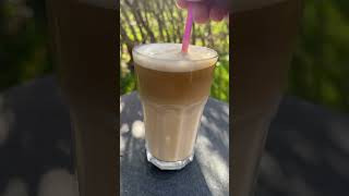 Hjemmelavet iskaffe med kondenseret mælk 🧋🧊🧋🧊 opskrift opskrifter kaffe icedcoffee milk [upl. by Yentruoc]