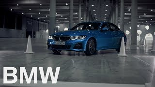 The allnew BMW 3 Series ConnectedDrive and Driving Assistant G20 2018 [upl. by Sonafets975]