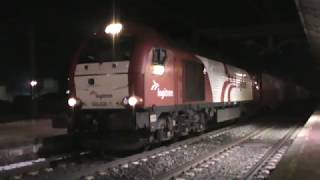 Trenes en Villarrobledo 4ª parte quotTrabajos mercantes y una 252 especial 252070 GrandesLineasquot [upl. by Enialedam916]