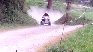 Dualing Quads  Suzuki LTZ 400 vs Yamaha Warrior 350 [upl. by Anera]