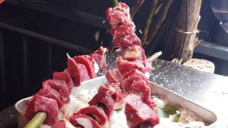 How to cook barbecue in Madeira Espetada preparation [upl. by Agretha]