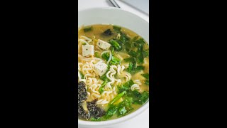 Miso Ramen na domowym rosole 🍜 Szybki przepis shorts 01 [upl. by Negriv]