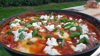 Shakshuka  Oua Posate in Sos de Rosii  Outside Cooking  Florin Arvunescu [upl. by Hu]