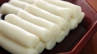 Garaeddeok long cylinder shaped rice cake 가래떡 [upl. by Harbour179]