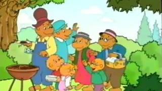 Upphafsstefið á Bjarnaból  Berenstain Bears Intro in Icelandic [upl. by Anait48]