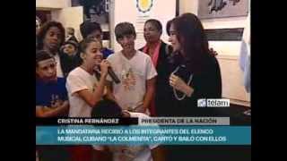 Cristina recibió a los chicos del la escuela de teatro cubana quotLa Colmenitaquot [upl. by Valentine]