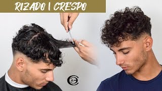 Como cortar cabello RIZADO  CRESPO de Hombre  Paso a paso [upl. by Elvyn673]