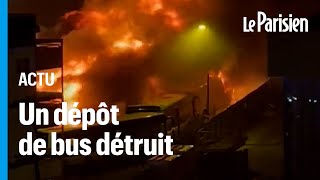 Violences après la mort de Nahel  douze bus incendiés dans la nuit à Aubervilliers [upl. by Retsevlys]