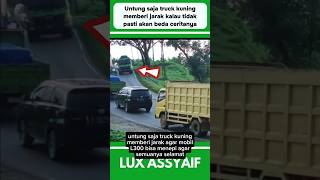 UNTUNG SAJA TRUCK KUNING MEMBERI JARAK UNTUK L300⁉️😱shortvideo shortsviral beritaotomotif [upl. by Wardlaw892]