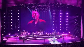 KELLY CLARKSON  7 RINGS chemistry vegas 81223 [upl. by Clarkin258]