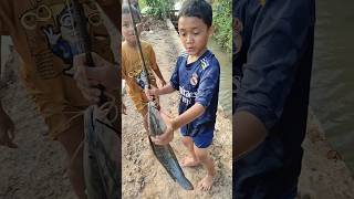 Fais mancing dapat ikan lele trendingshorts [upl. by Alvan]