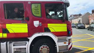 South Yorkshire Fire amp Rescue Askern Fire Station Responding [upl. by Ahsian875]