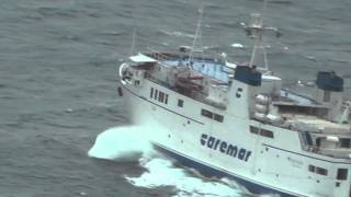 Nave Caremar in navigazione con il mare mosso [upl. by Sitoiyanap]