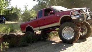 HUGE MUD TRUCKS FLEXING ACROSS GIANT RUTS  Silverado F150 K5 Blazer and S10 4x4 [upl. by Buckie]