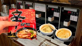 24 Hour Automated Unmanned Ramen Machine Convenience Store in Korea [upl. by Dearborn]