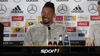 Lustige Panne Siri quasselt Jerome Boateng dazwischen  SPORT1 [upl. by Stanislaw]