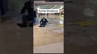 Inondation Auchan Hautepierre alsace humour soleildogan [upl. by Neryt36]