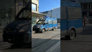 Police antiémeute de Genève 🇨🇭 Geneva riot police van responding [upl. by Kcyrred189]