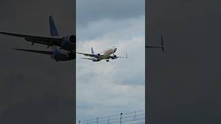 jet2 stanstedairport aeroplane landing stansted boeing jet 2 landing at stansted airport [upl. by Idid830]