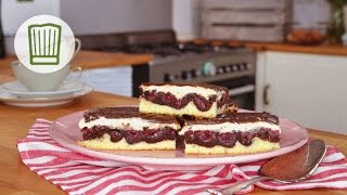 Donauwelle  Kuchenklassiker mit saftigen Kirschen chefkoch [upl. by Aelyk]