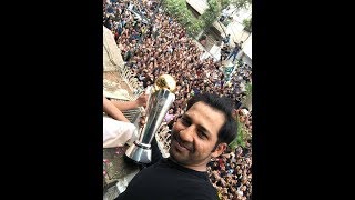 Sarfraz Ahhmad singing moka moka song with his fans [upl. by Barabbas]