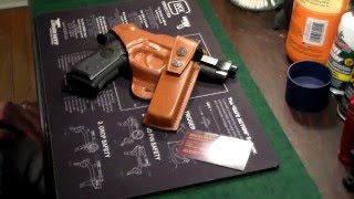 Beretta 92 FS leather Magazine Holder [upl. by Giarc169]