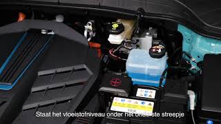 Hoe vul ik vloeistoffen bij in een elektrische auto  Hyundai Kona  Hyundai NL [upl. by Weyermann]