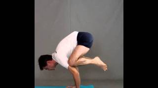 Bakasana desde Sirsasana II [upl. by Hollinger]