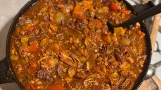 Low en slow chili con carne recept  BBQuality [upl. by Shaver13]